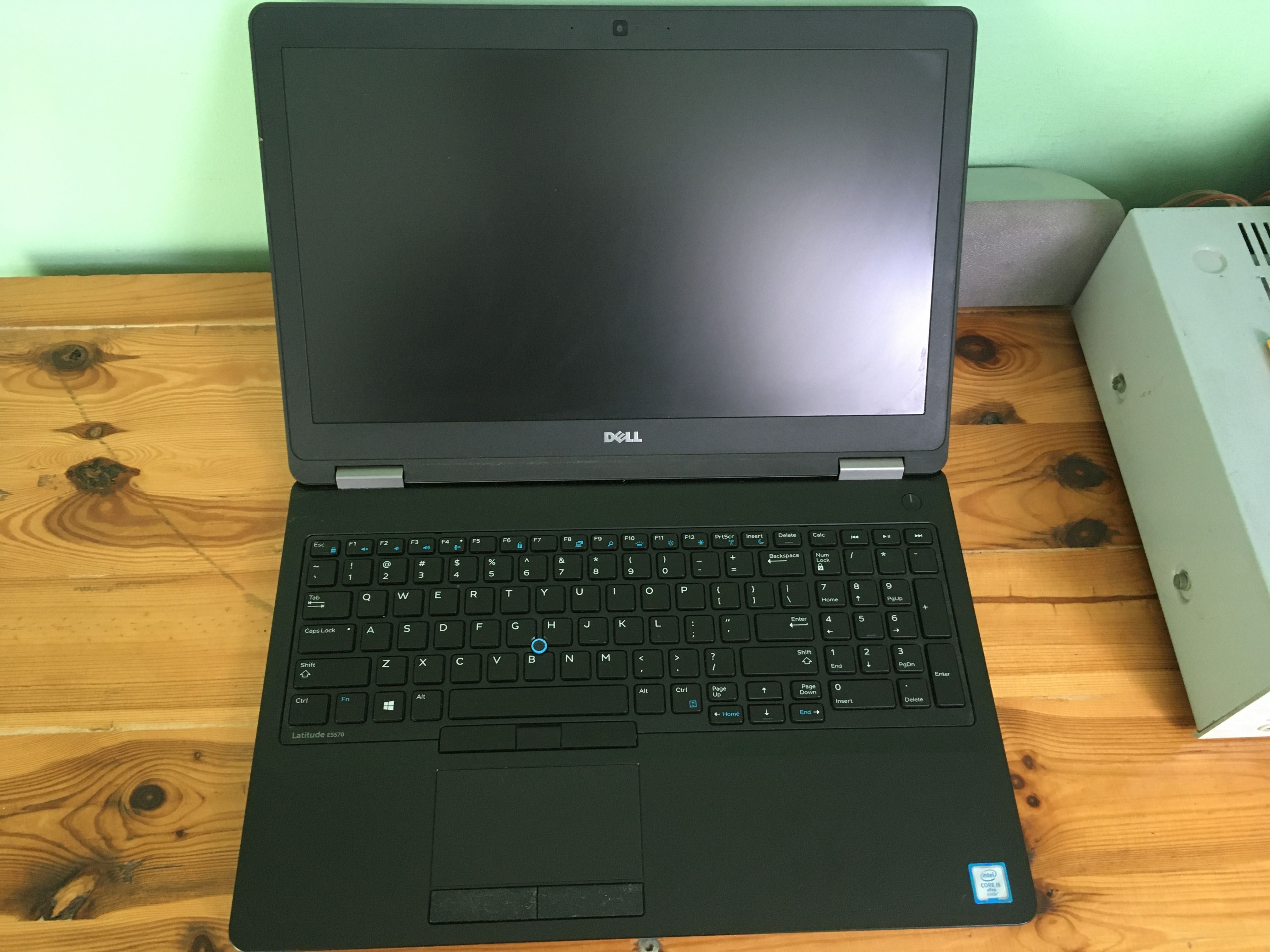Dell Latitude E5570 i5 HQ 16gb ddr4 ssd m2 512GB zestaw prezent