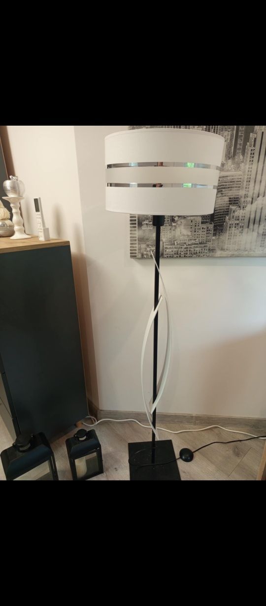 Sprzedam nową lampę