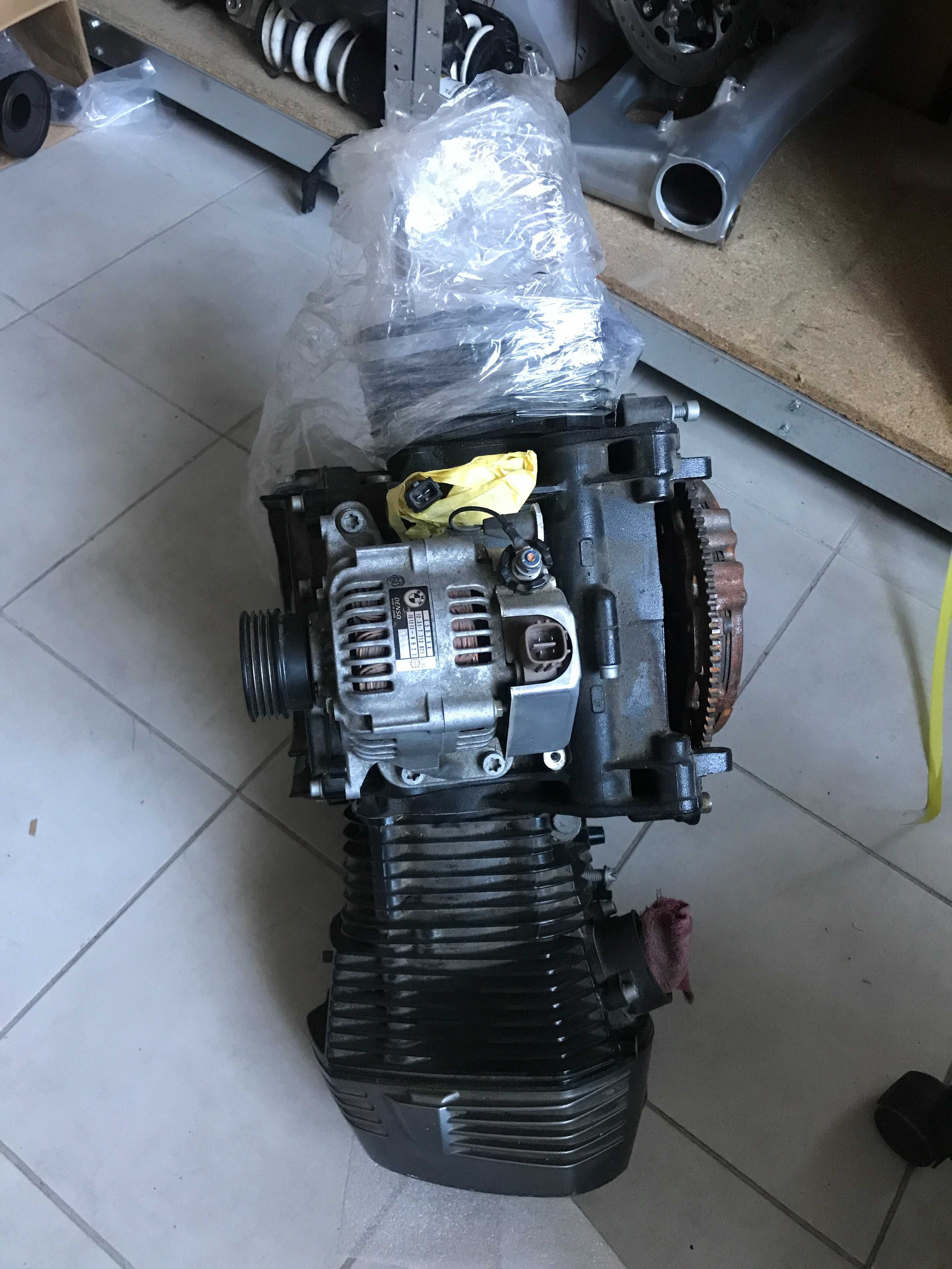 Двигатель от BMW R nine T