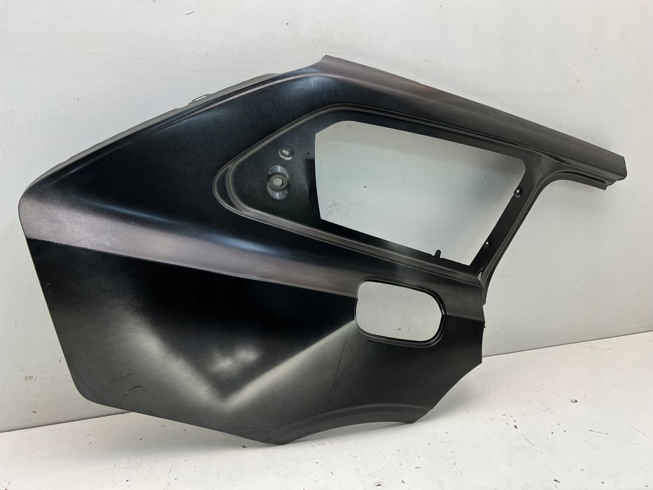 volvo v90 błotnik prawy tylny poszycie próg 2016-