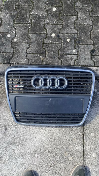 Grelha frontal Audi A6 C6 S line