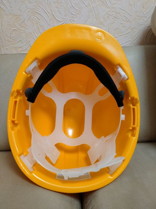 Каска шлем 53-63см.Kaspe-rock строительная защитная