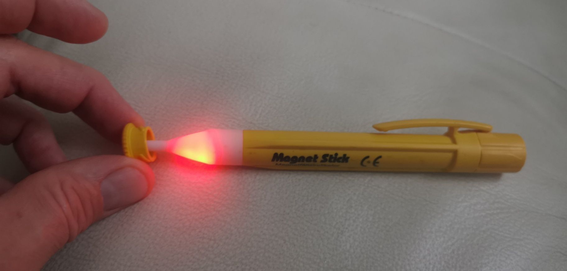 Próbnik pola magnetycznego - indukcyjny magnet stick SAGAB
