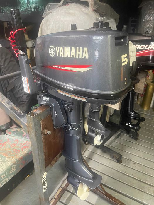 мотор човновий лодочний YAMAHA 5 2 такта 2011 рік