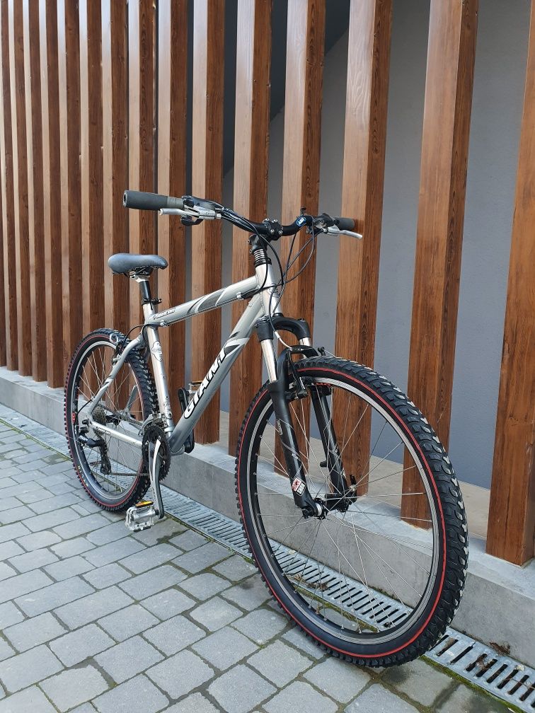 Велосипед Giant Rincon 26" Shimano Altus, Rock Shox