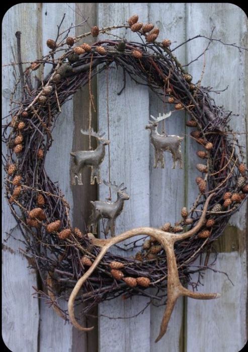 Wianek z reniferami