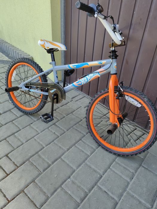 Rower wyczynowy BMX z rotorem i pegami -