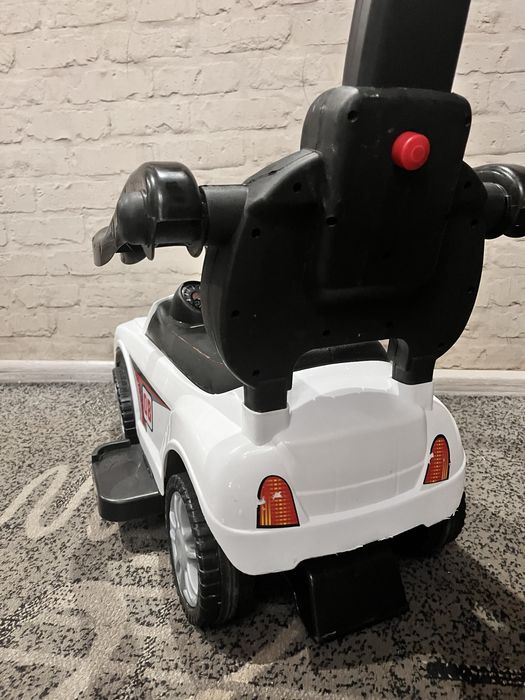 Дитяча машинка-каталка super car з музикою