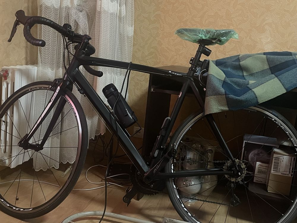 Продам шоссейный вел