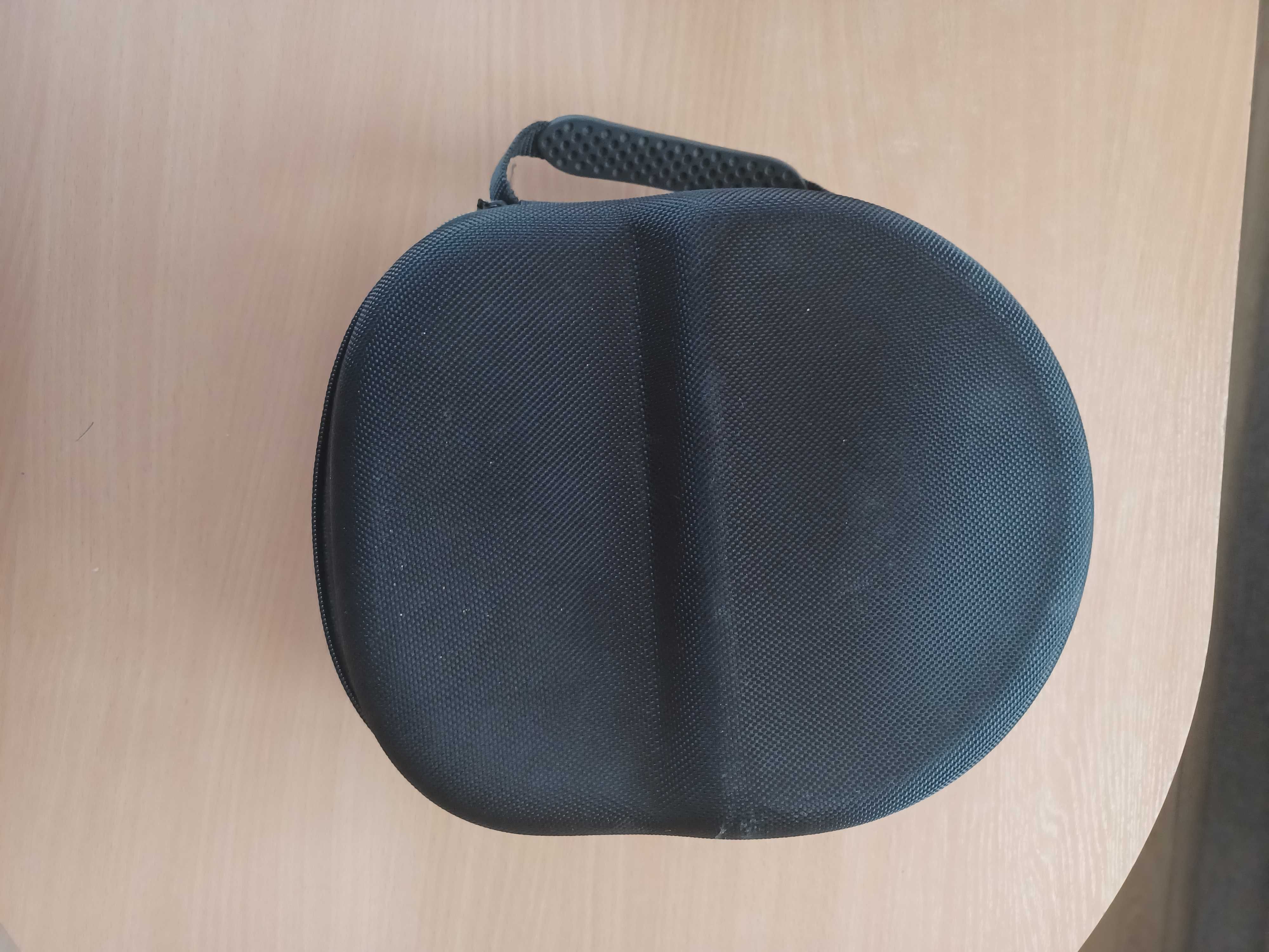 Etui na Oculus Quest 2