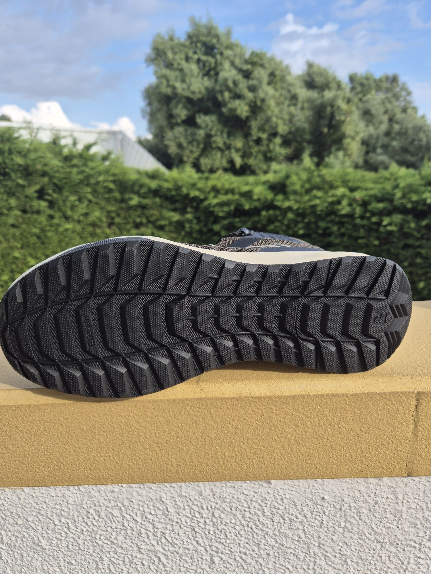 Botas Eleveit 43 (novas)