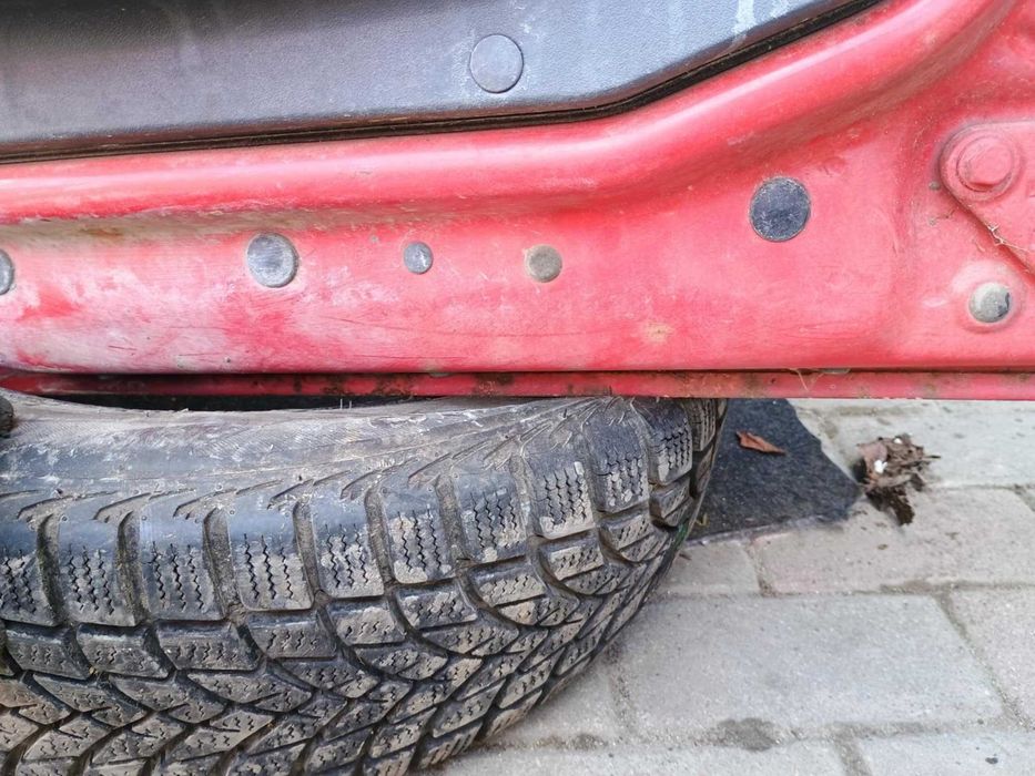Drzwi Lewy Przód Lewe Przednie Iveco Eurocargo  02-08r