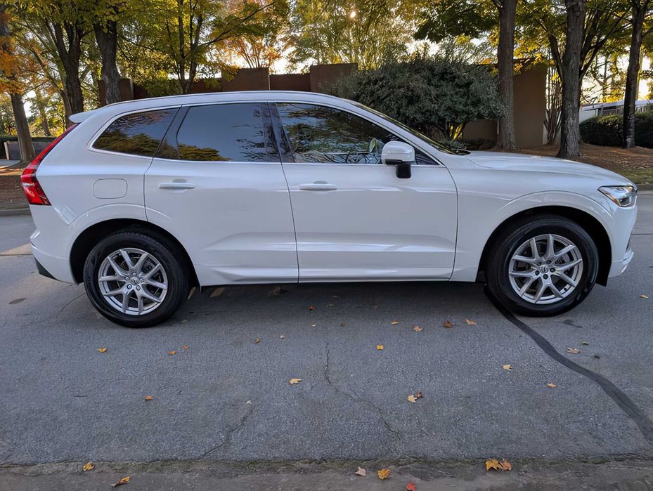 Volvo XC60      2020