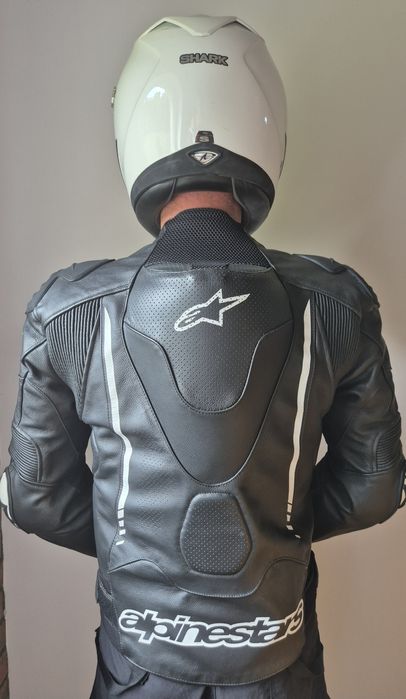Kurtka motocyklowa alpinestars z garbem stan idealny. Model EN13595-1