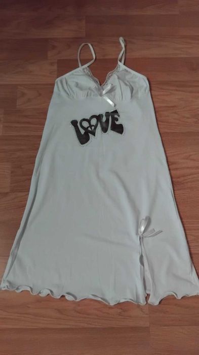 Туніка біла з мереживом. Нічні сорочки.