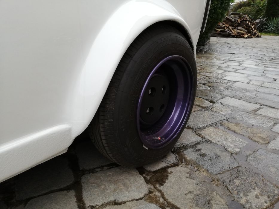 Fiat 126p kompletne koła szeroka stal nowe opony