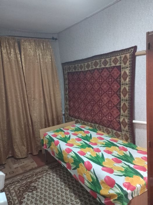 Здам будинок, Жуляни