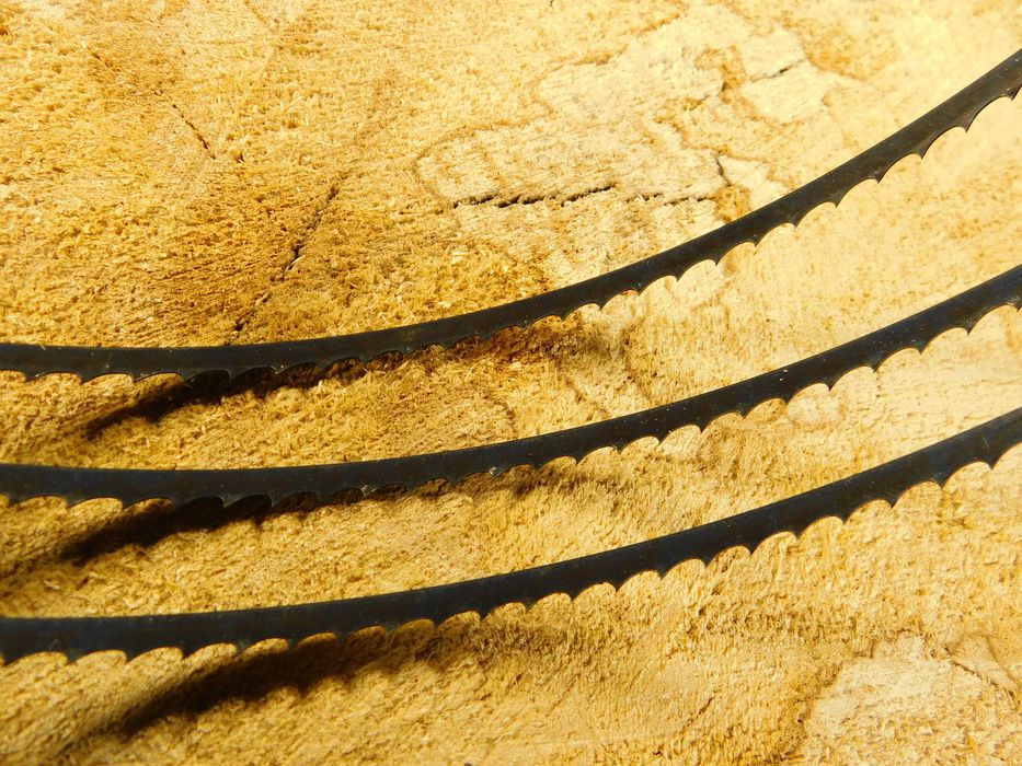 Piła taśmowa BANSO do drewna stolarska ciesielska 1575x6x0,65x6z