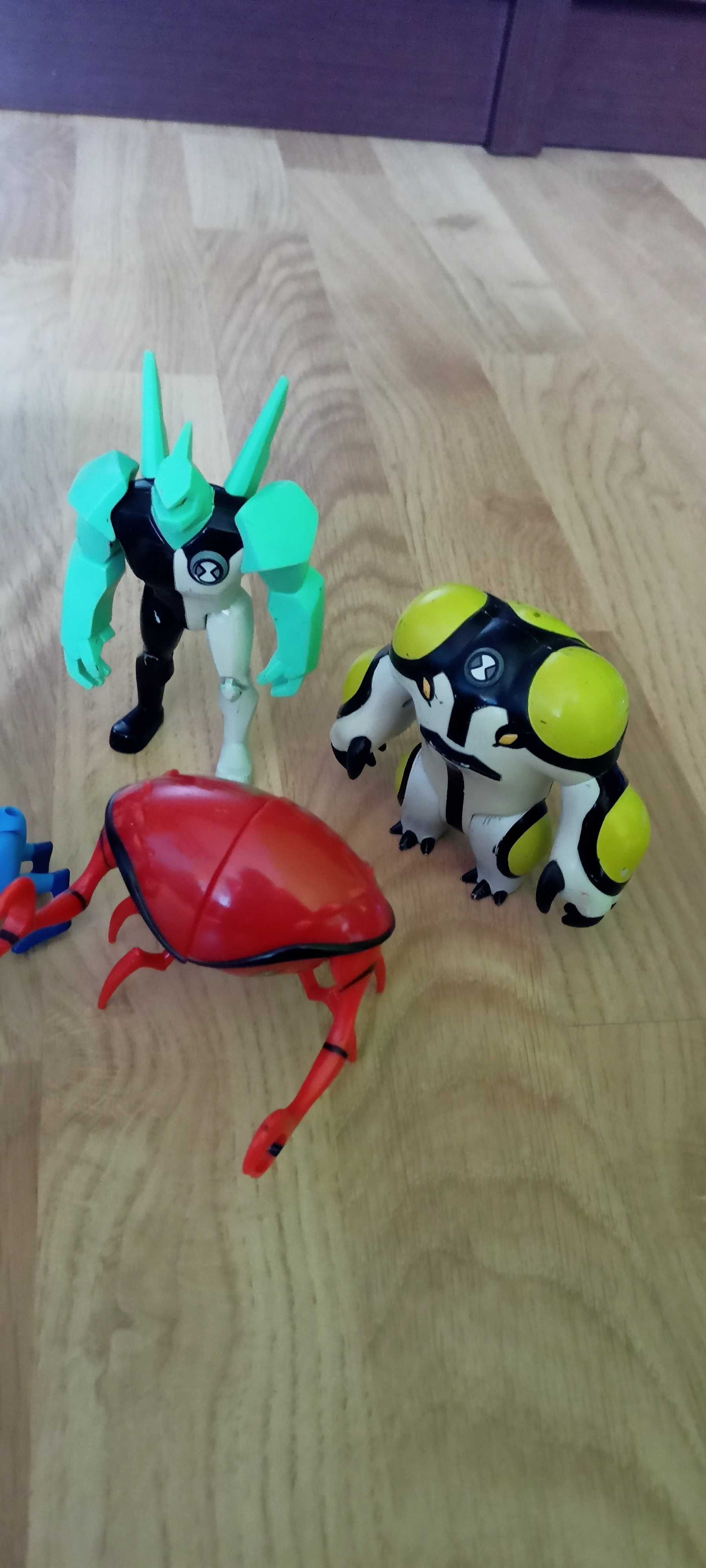 Zestaw figurek z bajki Ben 10