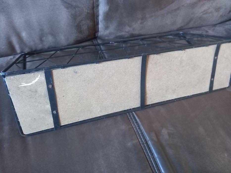 Mini estante em ferro