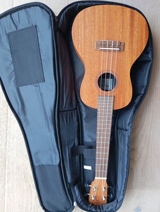 Ukulele jak nowe