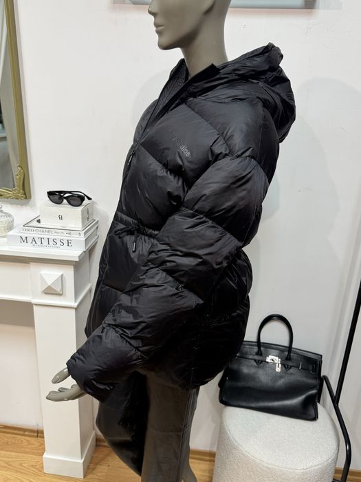 Пуховик Акнє 2025/26