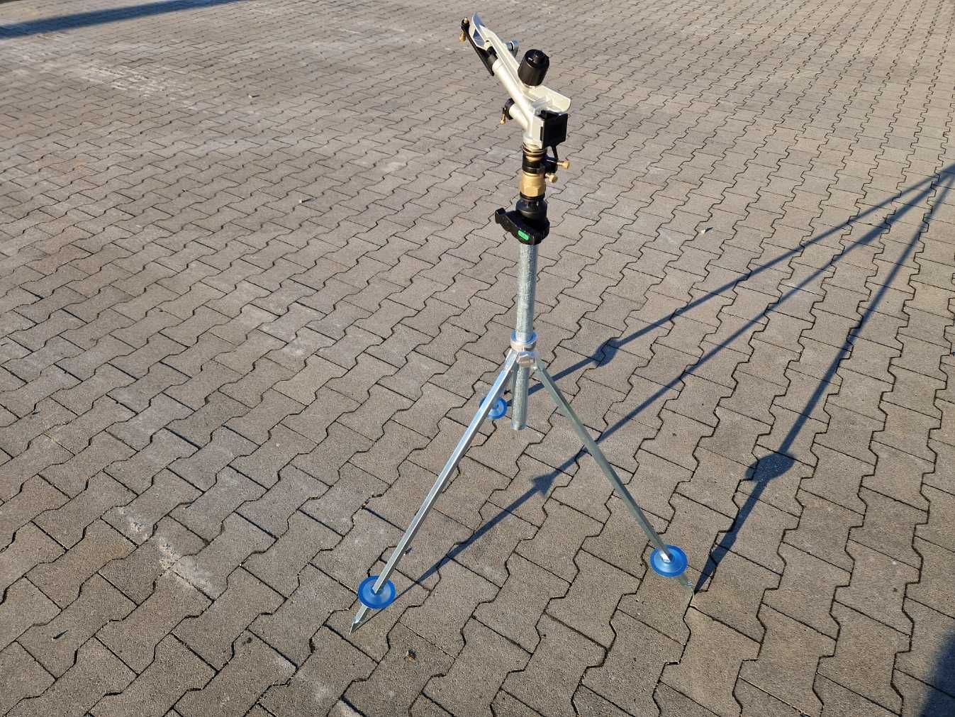Zraszacz SIME FUNNY lub JUMBO na statywie ocynkowanym 1"