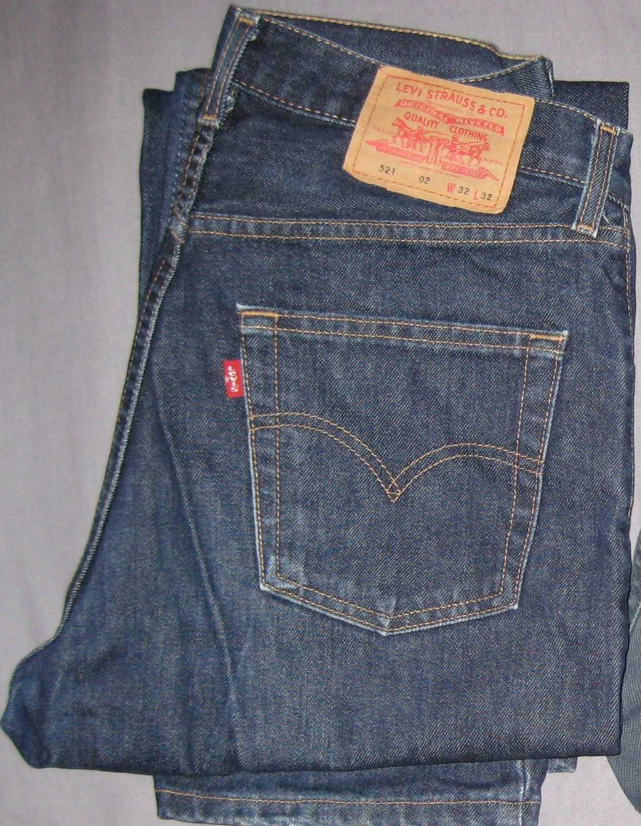 Джинсы Levi Strauss &  Co  32 p.