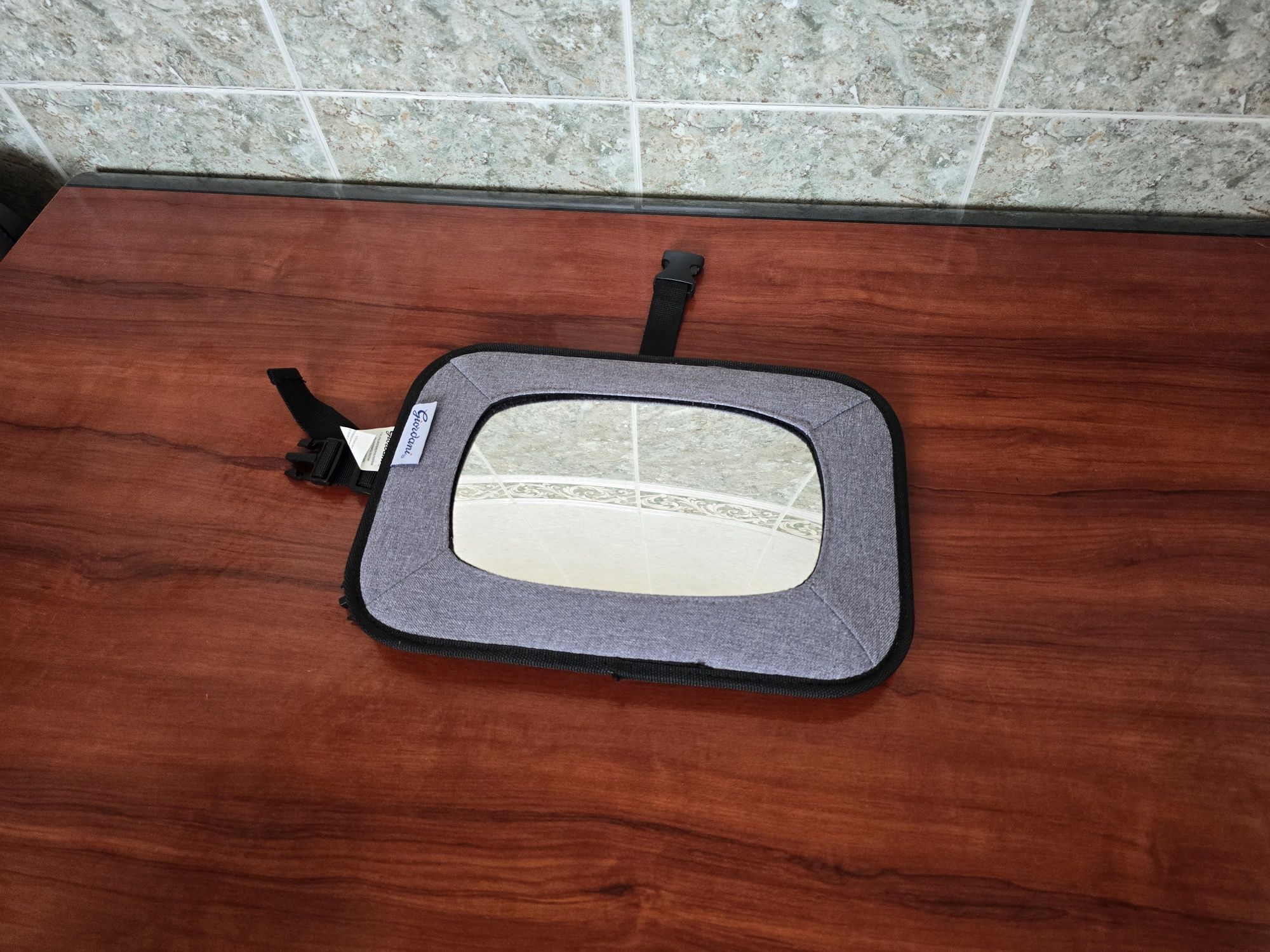 Dois espelhos retrovisor criança