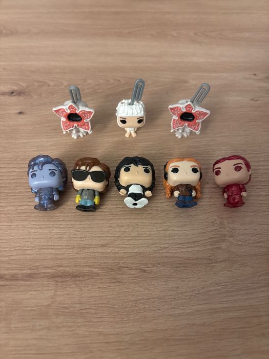 Stranger things mini funko