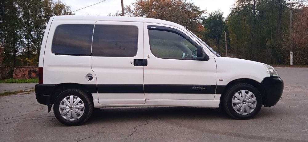 Мінівен Citroen Berlingo 2003р Пасажир 1,9 Дизиль