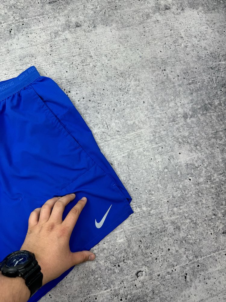 Повседневные спортивные шорты для бега для зала занятий спортом Nike
