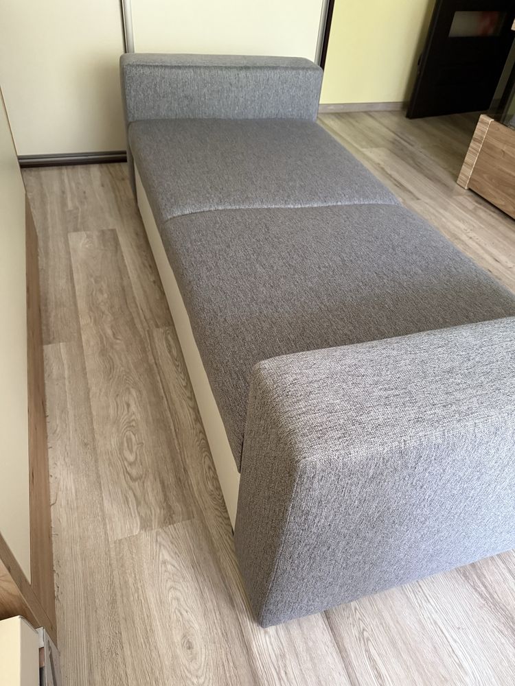 Sofa ze schowkiem