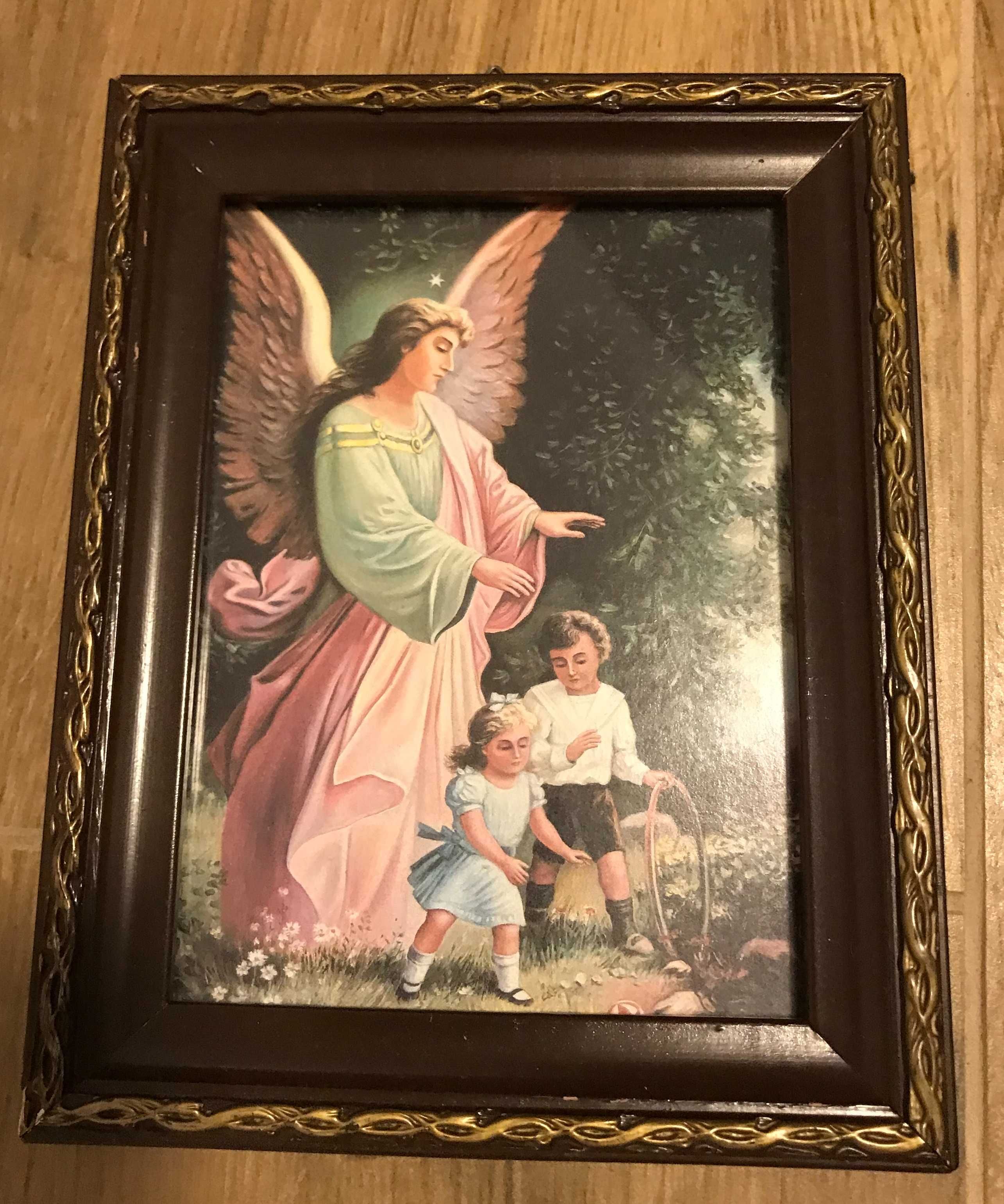 Obrazek anioł z dwójką dzieci