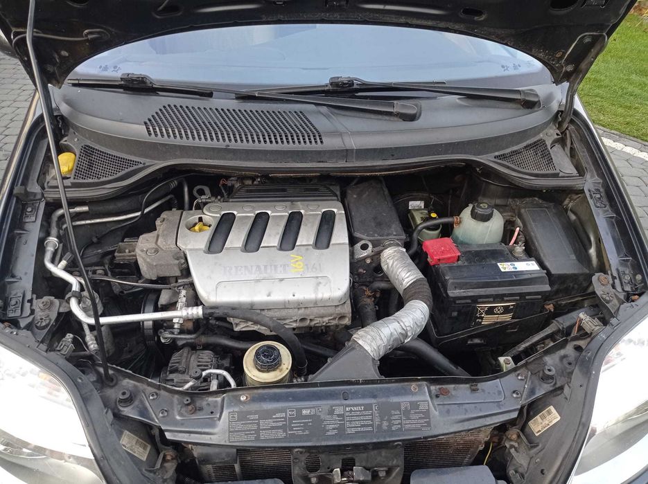 Renault Scenic 1.6, benzyna, 2002, grafitowy metalic