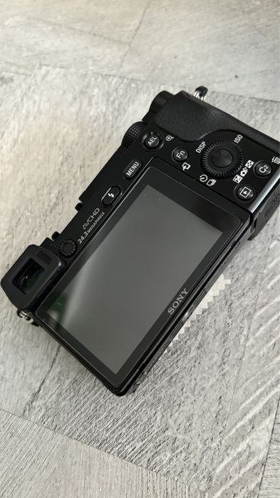 Sony alfa 6000 bezlusterkowy cyfrowy