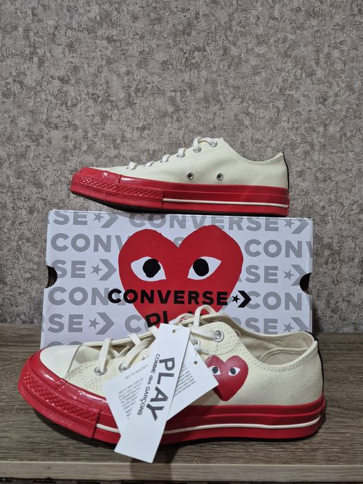 Продам нові "Converse"