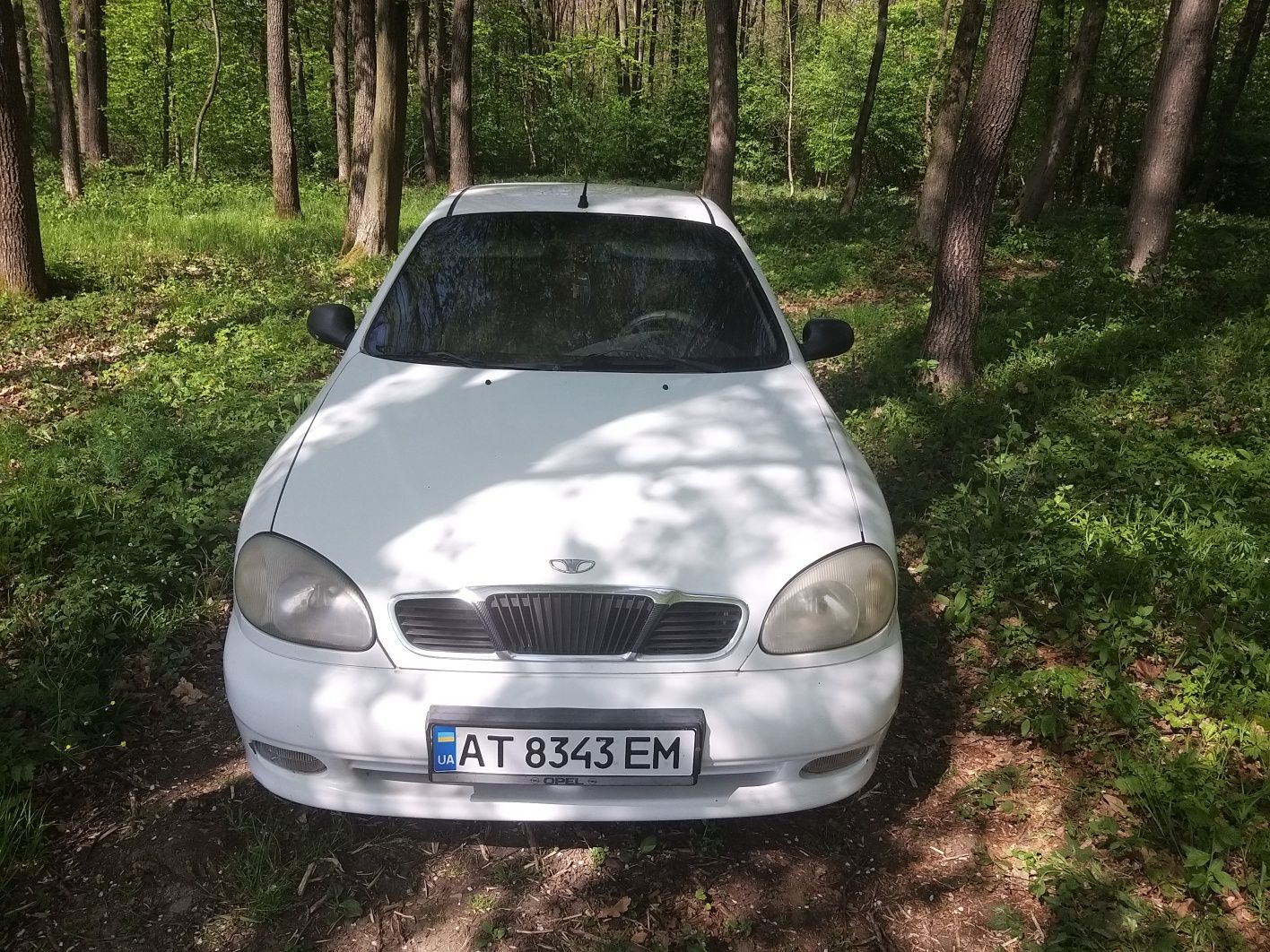 автомобіль Daewoo Lanos