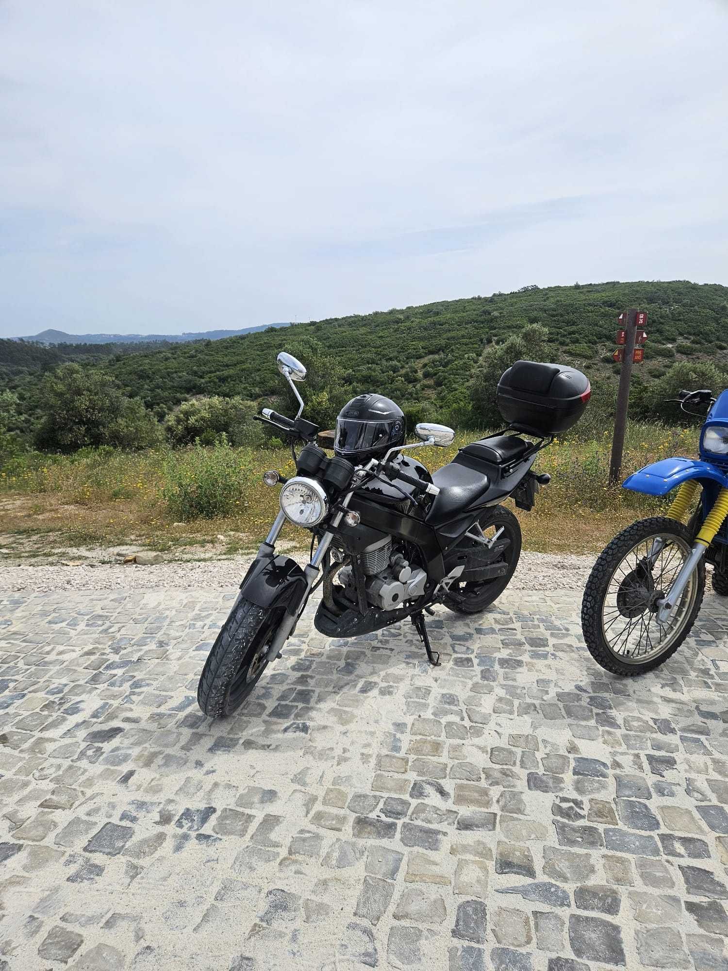 Daelim Roadwin 125