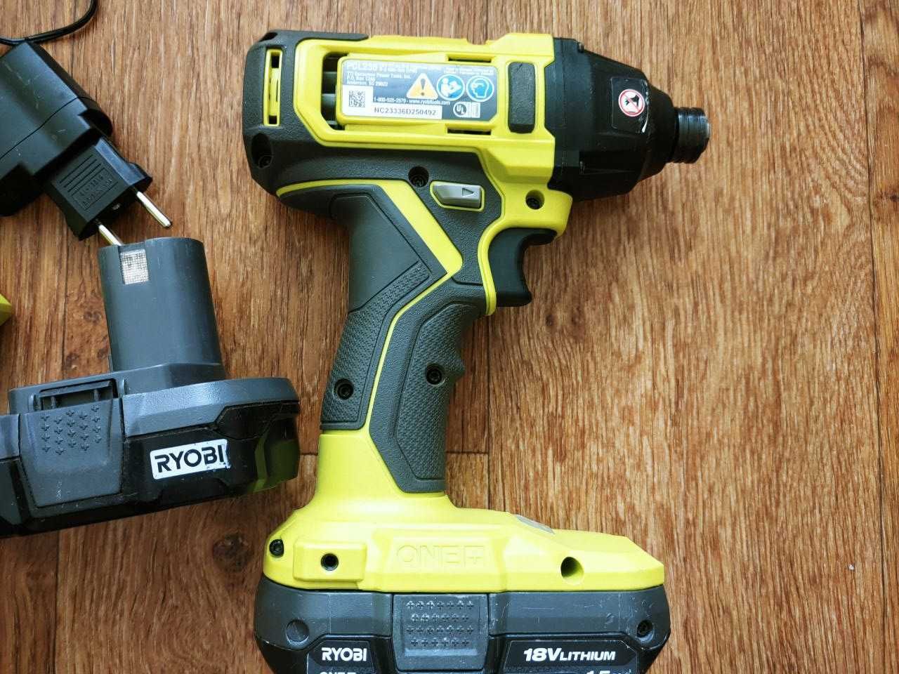 Аккумуляторный гайковерт Ryobi ONE+ PCL235 18V 1/4"