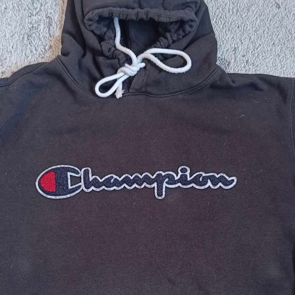 Продам худі від Champion