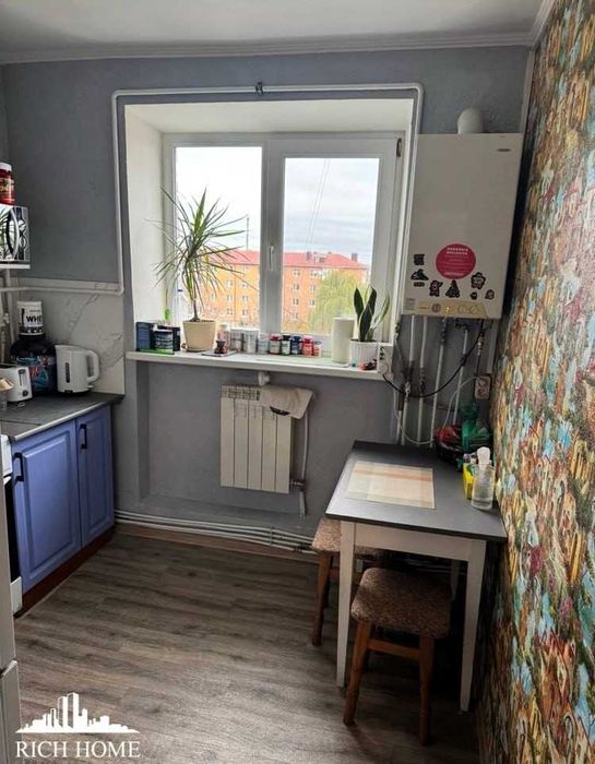 вул. Володимирівська. Міні 2к квартира з ремонтом. Терміновий продаж