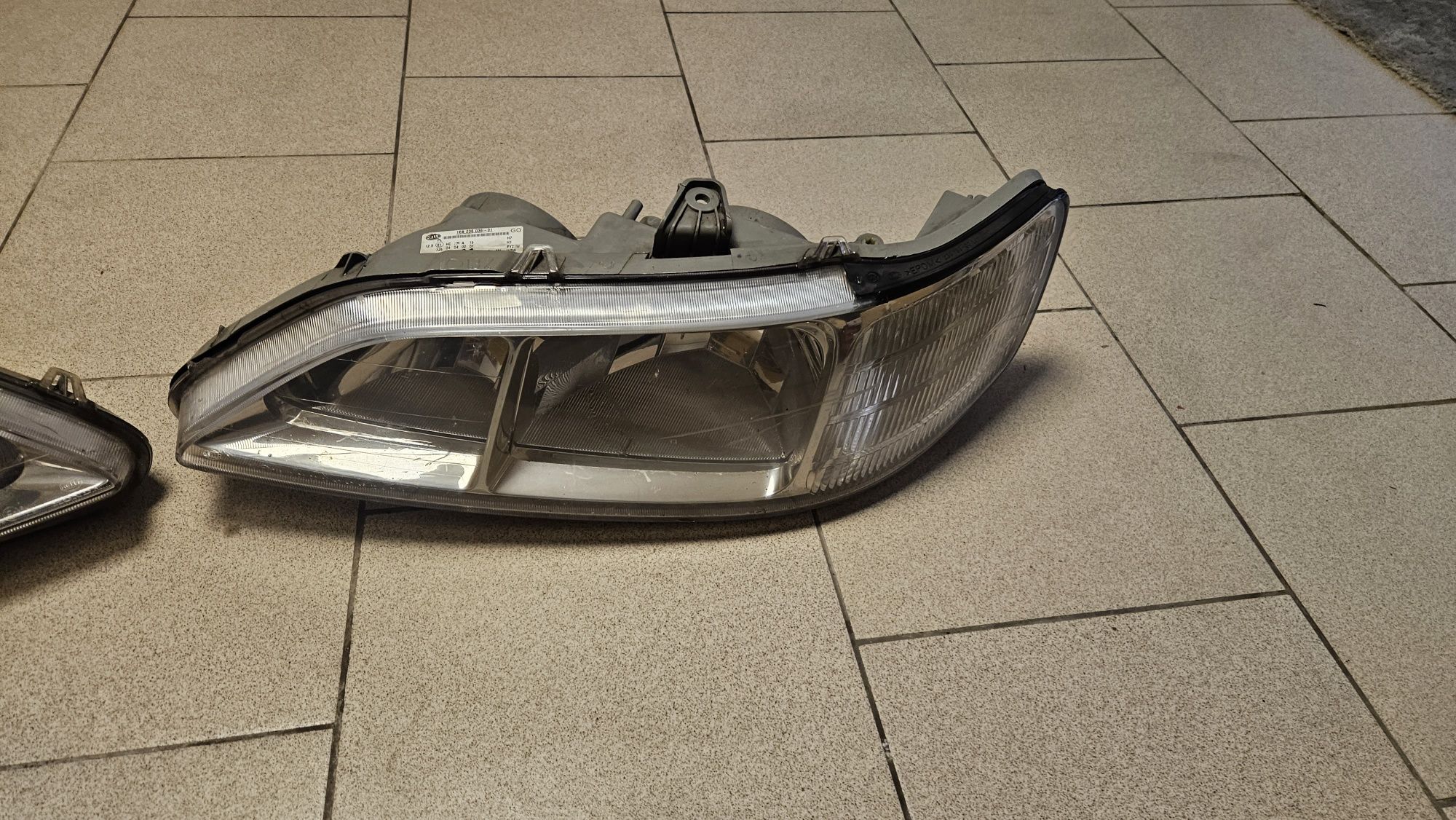 Honda Accord 6 98-00 reflektory P i  L