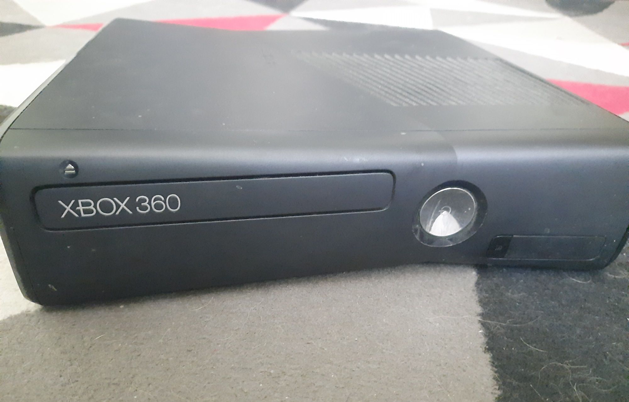 Konsola xbox360 uszkodzona
