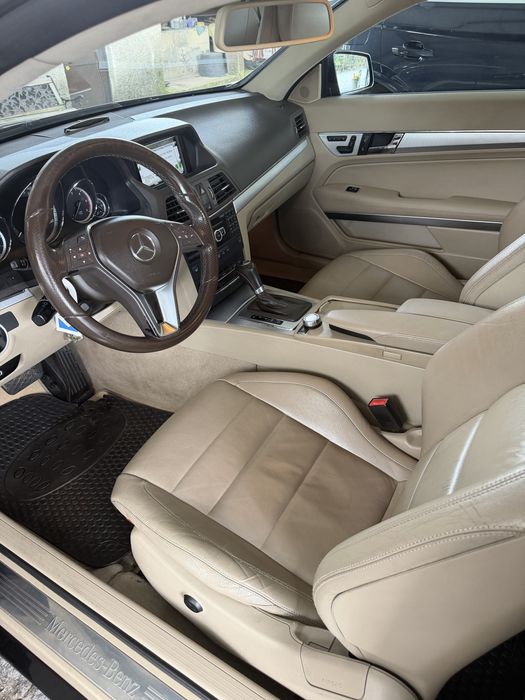 Mercedes E250 coupe novo