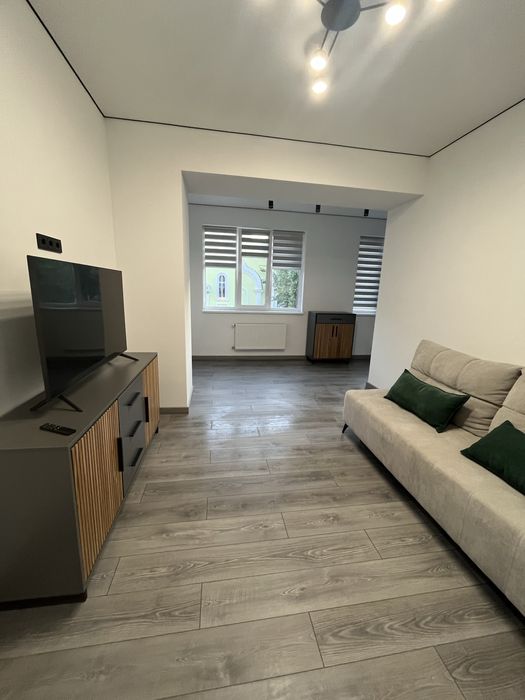 Продаж 2к на Івасюка (ринок, СШ #2, центр)!