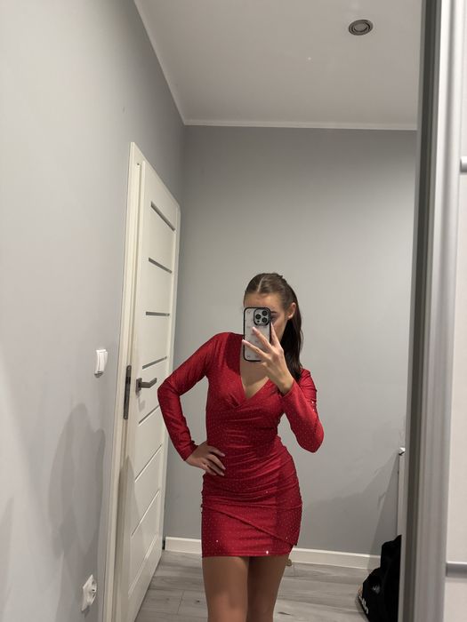 sukienka na długi rękaw