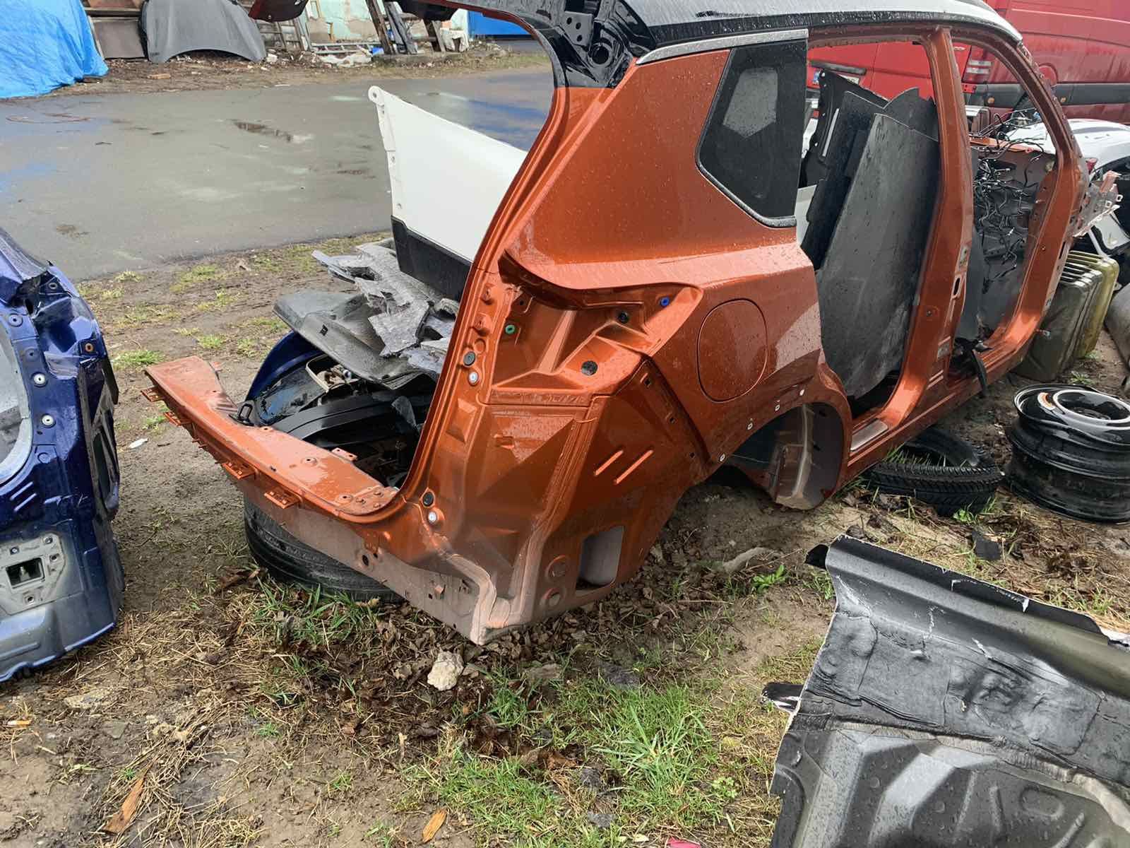Четверть передняя , задняя Nissan Rogue T 33 21 г , Ниссан Рог