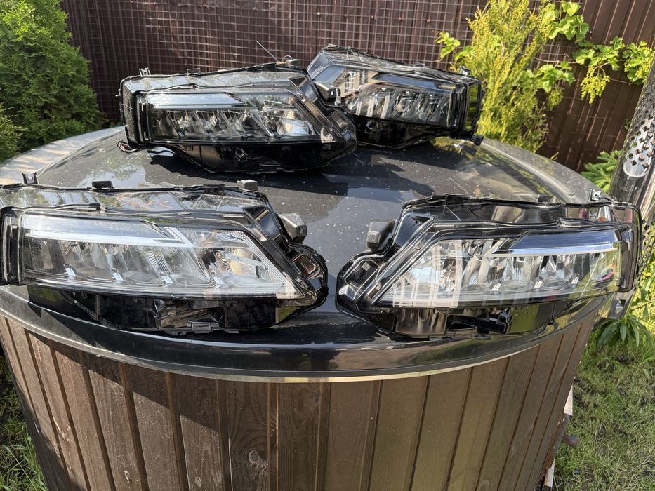 Nissan Rogue t33 фари передні оригінал ніссан рог фара права ліва