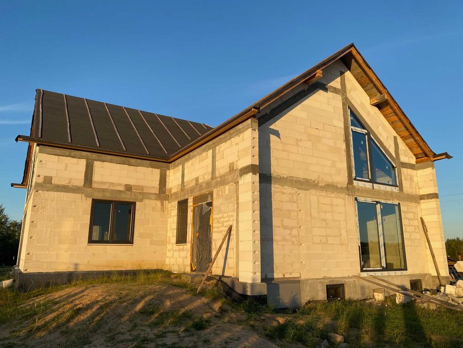 Dom stan Surowy zamknięty! Uzbrojony! Ogrodzony! z projektem Elewacji!